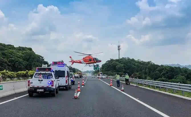 托克托高速公路汽车救援案例